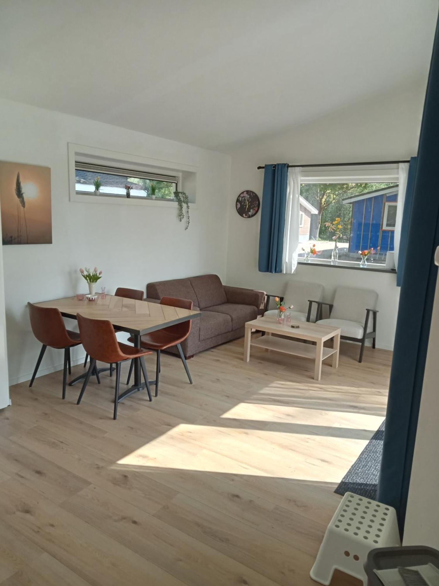 Domstad Resort Utrecht Vakantiewoningen Ngoại thất bức ảnh