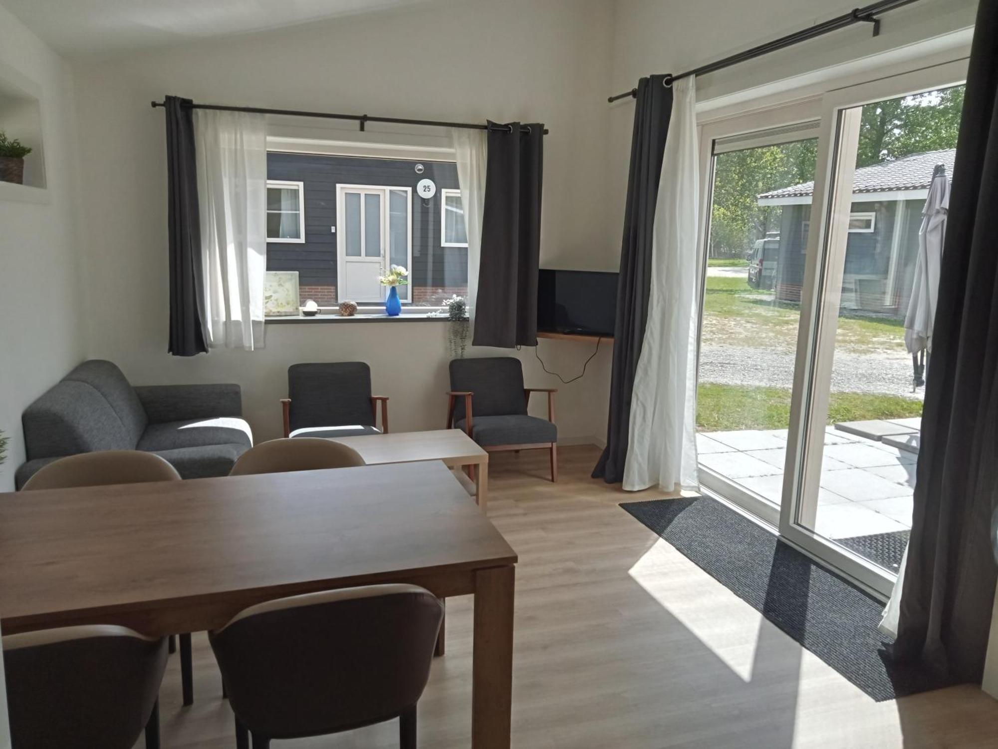 Domstad Resort Utrecht Vakantiewoningen Ngoại thất bức ảnh